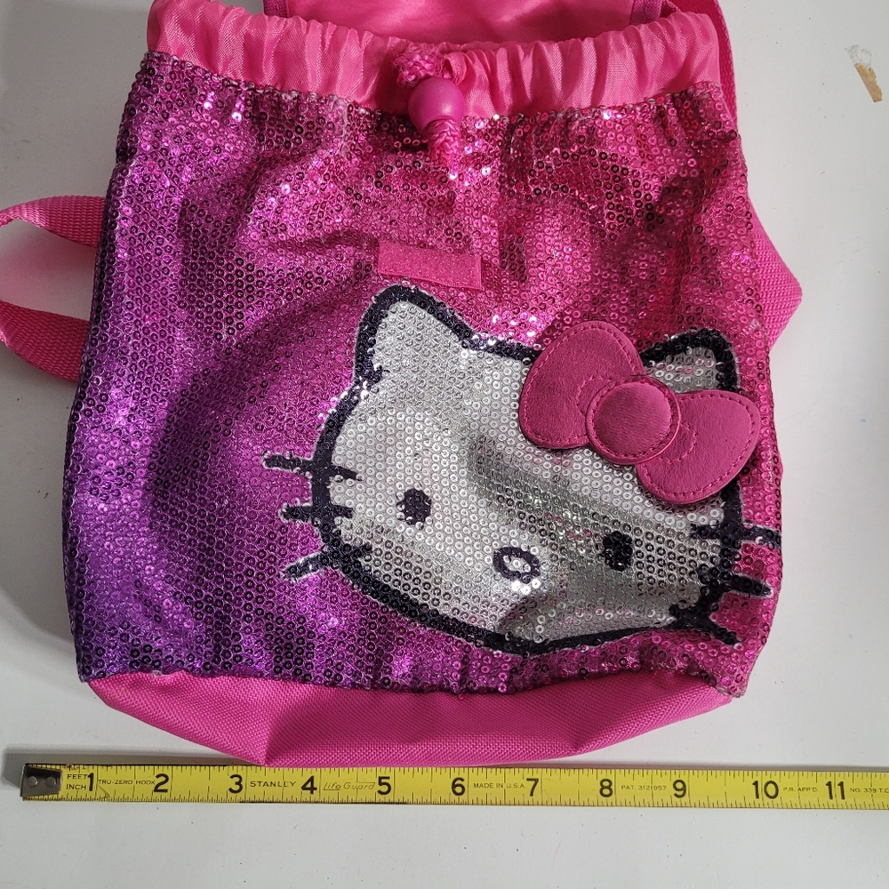 Hello kitty backpack - Picture 8 of 11